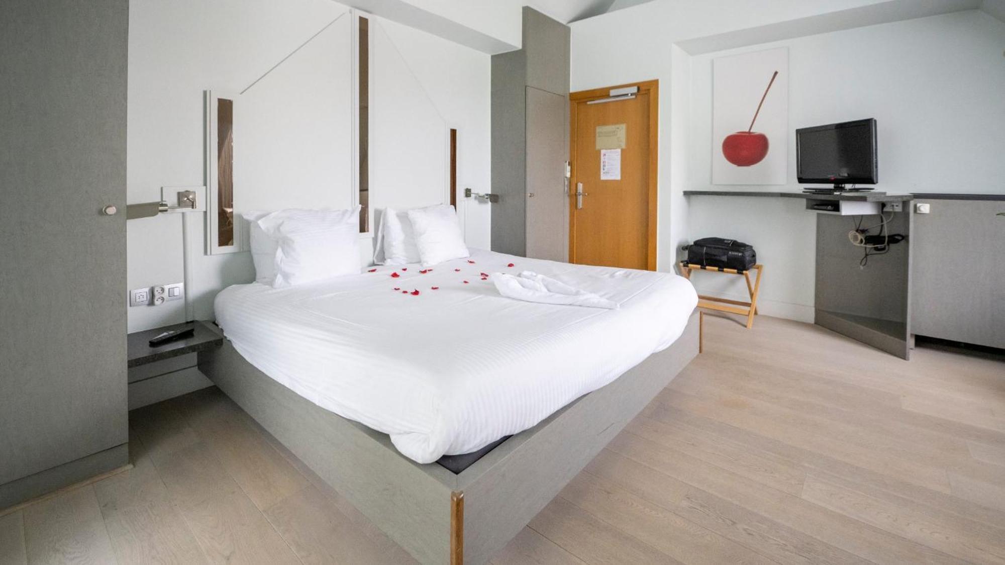 Hostellerie Klokhof Kortrijk Exteriör bild